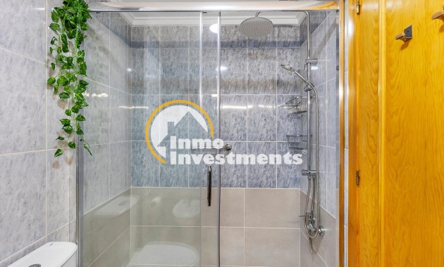 Resale - Apartment - Torrevieja - Habaneras