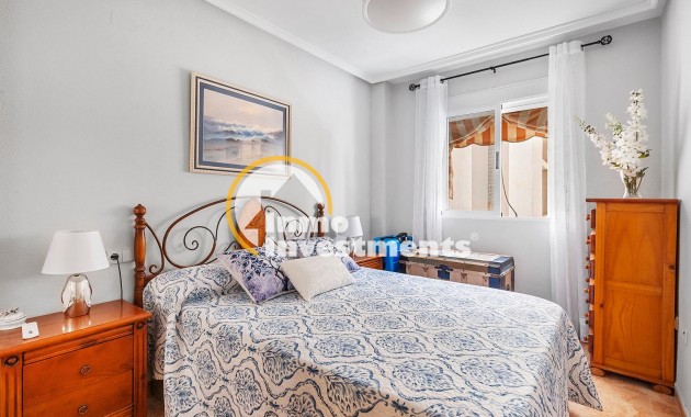 Resale - Apartment - Torrevieja - Habaneras