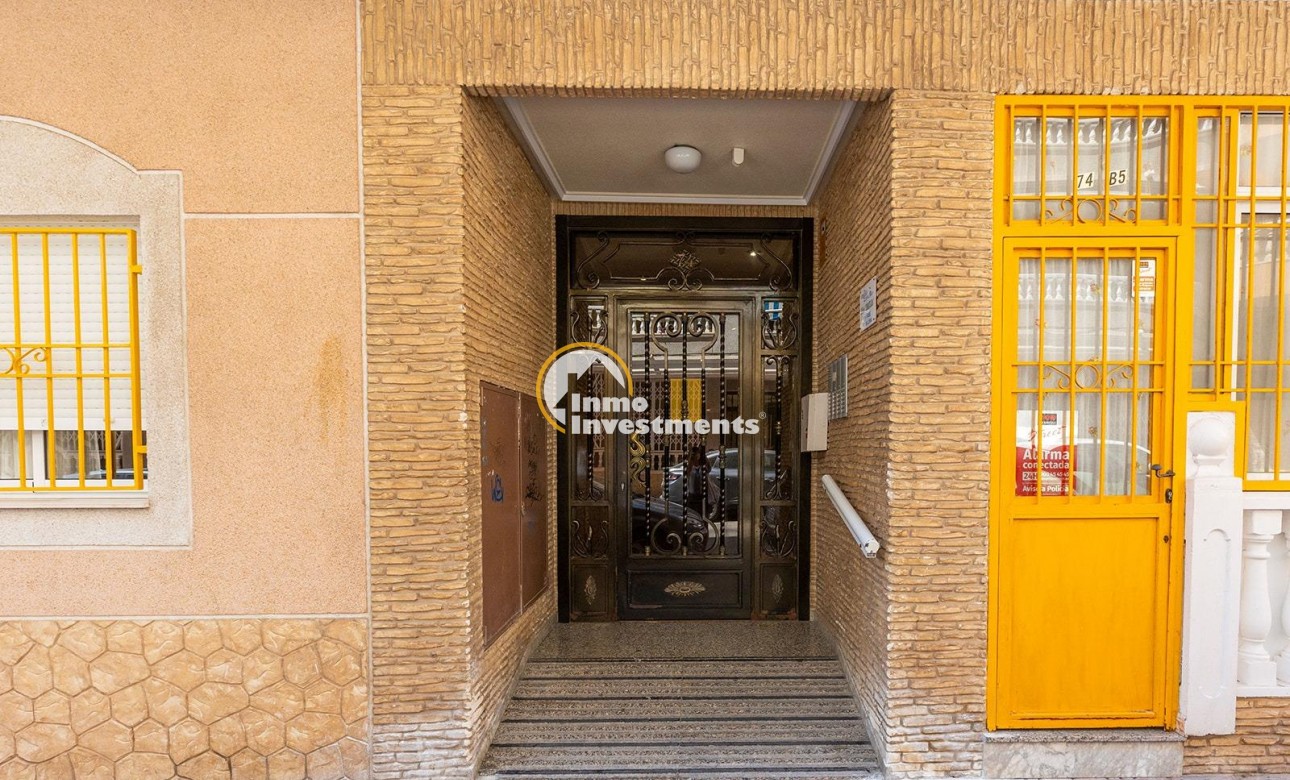 Resale - Apartment - Torrevieja - Habaneras