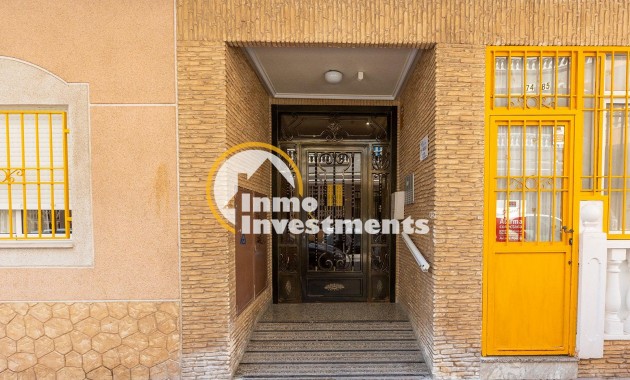 Resale - Apartment - Torrevieja - Habaneras