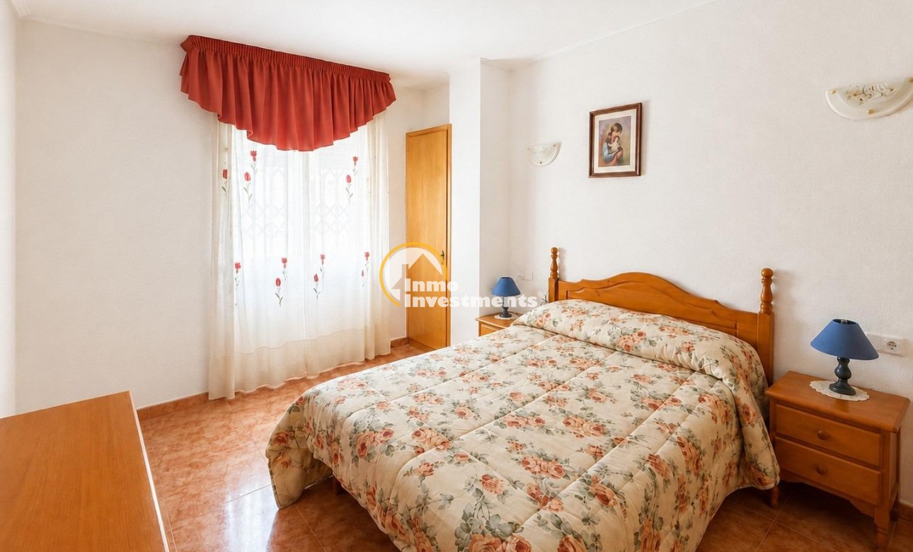 Gebrauchtimmobilien - Apartment - Torrevieja - Estacion de autobuses