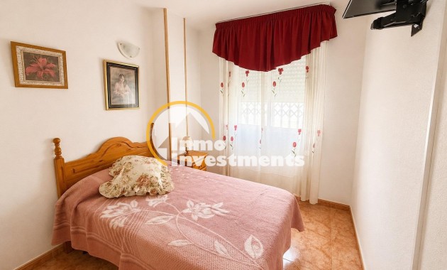 Gebrauchtimmobilien - Apartment - Torrevieja - Estacion de autobuses