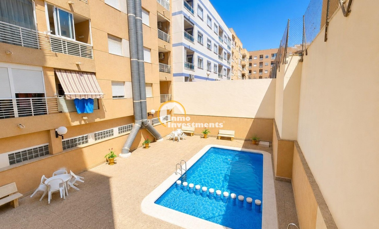 Gebrauchtimmobilien - Apartment - Torrevieja - Estacion de autobuses