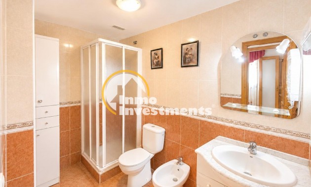 Gebrauchtimmobilien - Apartment - Torrevieja - Estacion de autobuses
