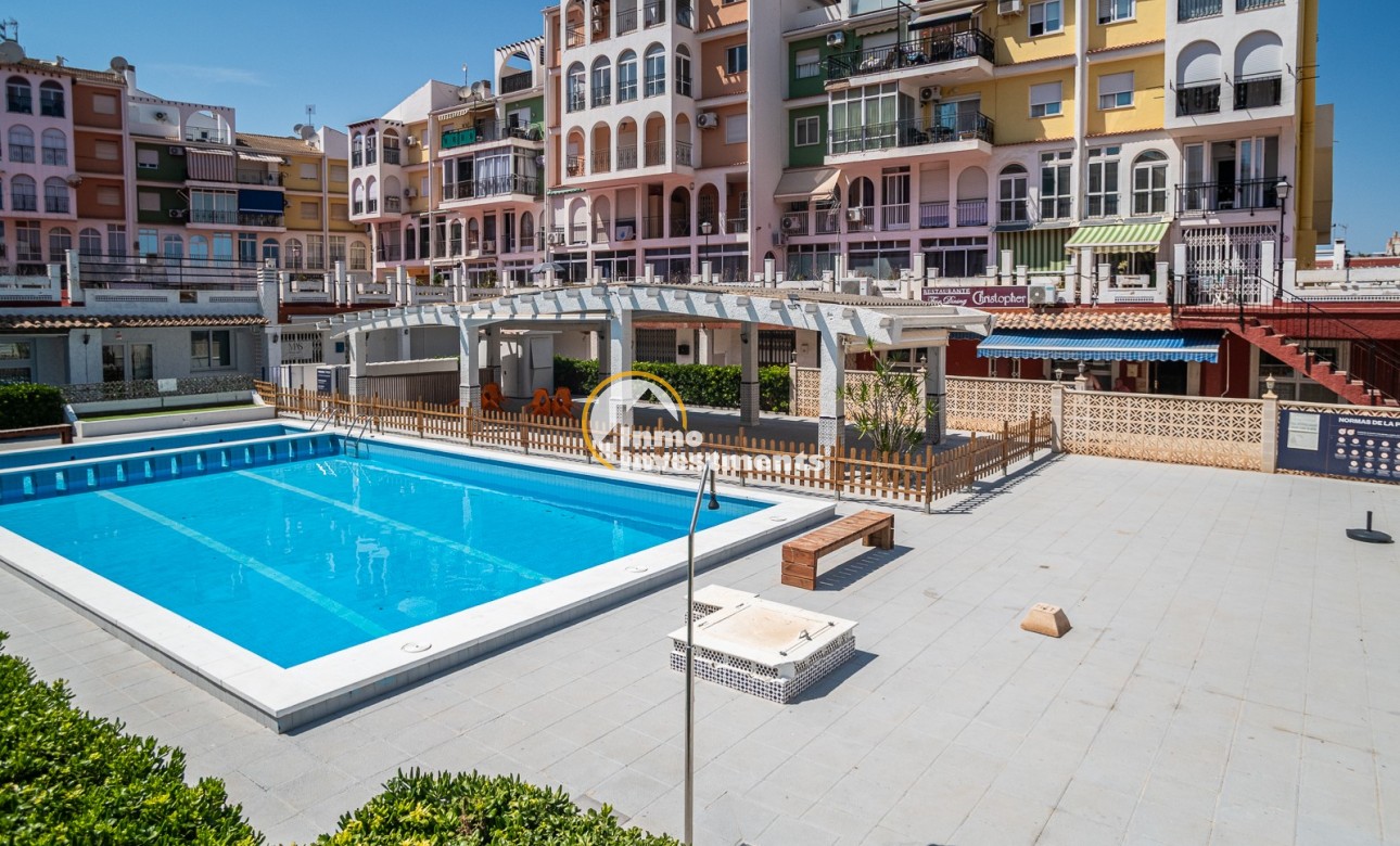 Bestaande bouw - Commercieel - Torrevieja - La Veleta