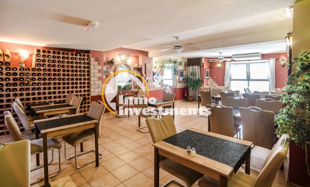 Bestaande bouw - Commercieel - Torrevieja - La Veleta