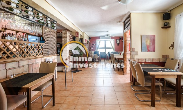 Bestaande bouw - Commercieel - Torrevieja - La Veleta