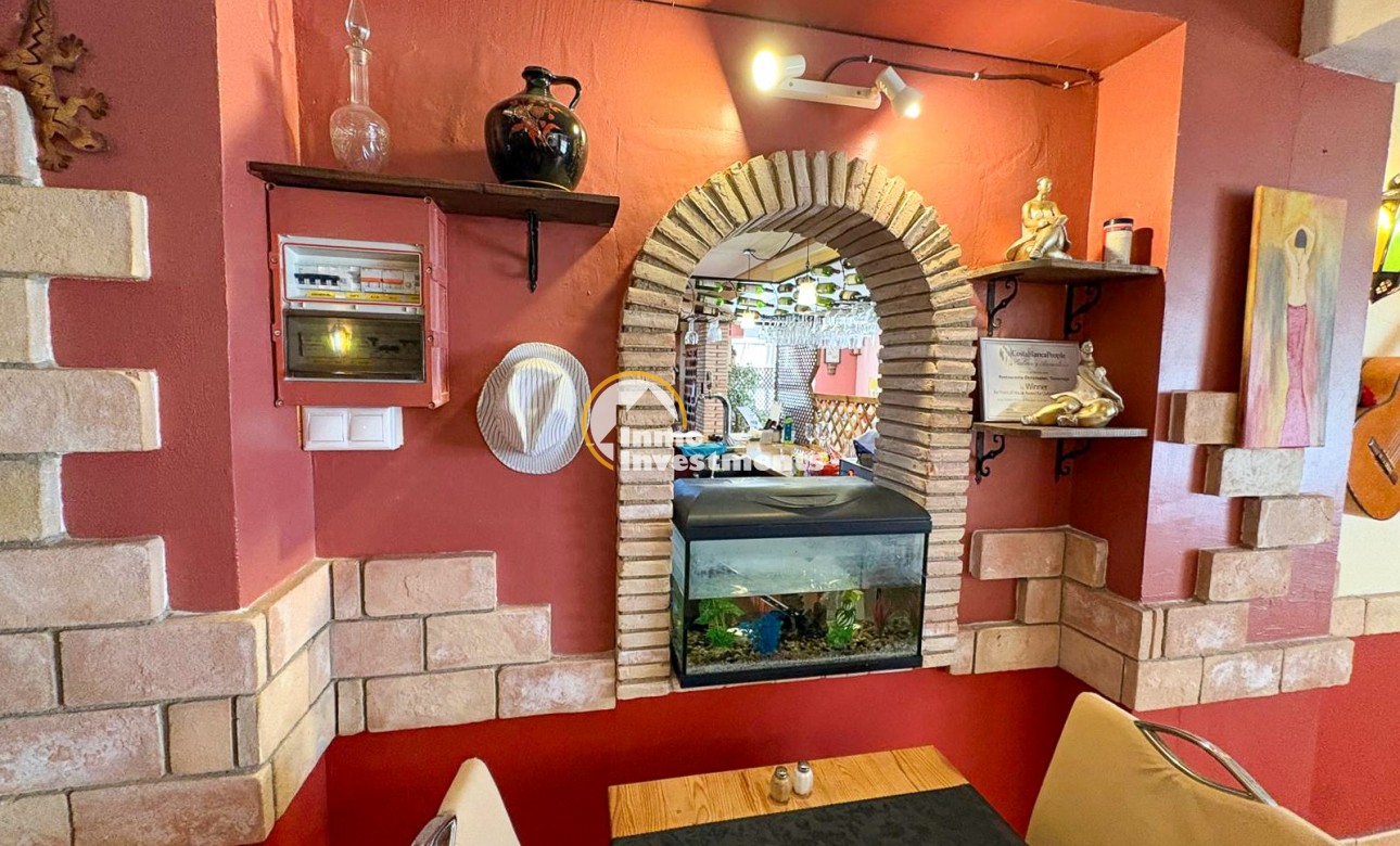 Bestaande bouw - Commercieel - Torrevieja - La Veleta