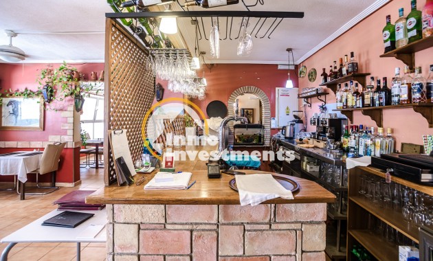 Bestaande bouw - Commercieel - Torrevieja - La Veleta
