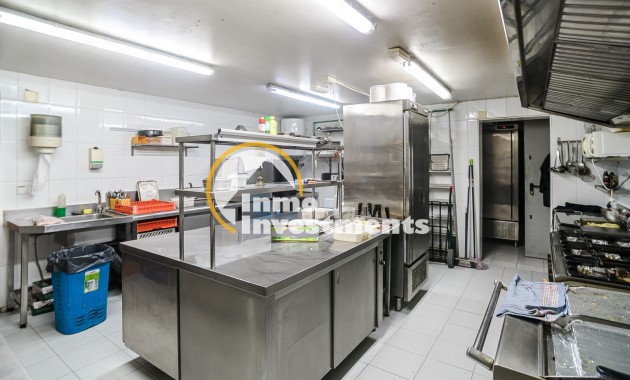 Bestaande bouw - Commercieel - Torrevieja - La Veleta