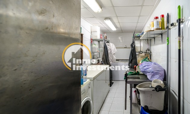 Bestaande bouw - Commercieel - Torrevieja - La Veleta