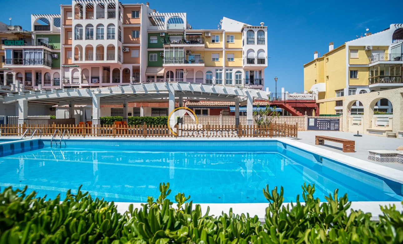 Bestaande bouw - Commercieel - Torrevieja - La Veleta