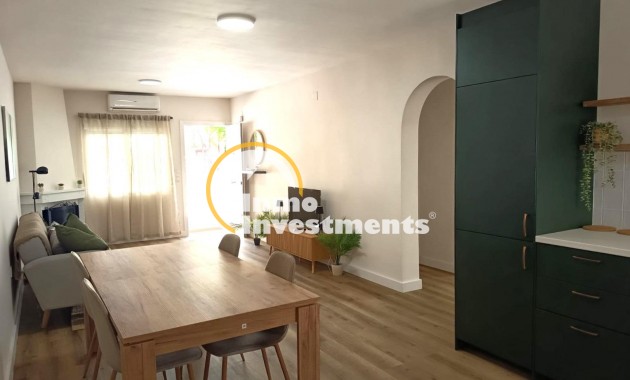 Resale - Bungalow - Orihuela Costa - La Regia