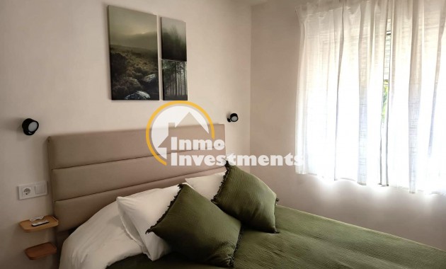 Resale - Bungalow - Orihuela Costa - La Regia