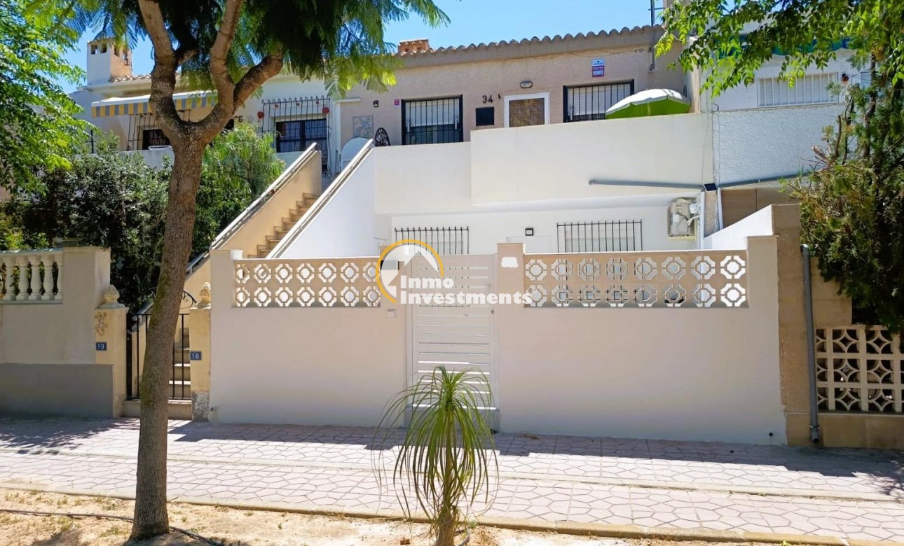 Resale - Bungalow - Orihuela Costa - La Regia
