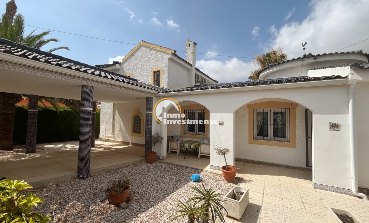 Resale - Villa - Ciudad Quesada - Central Quesada