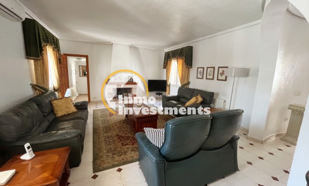 Resale - Villa - Ciudad Quesada - Central Quesada