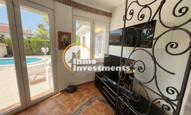 Resale - Villa - Ciudad Quesada - Central Quesada