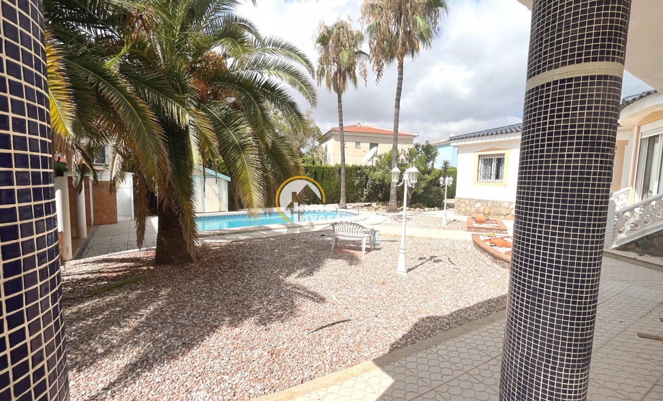 Resale - Villa - Ciudad Quesada - Central Quesada