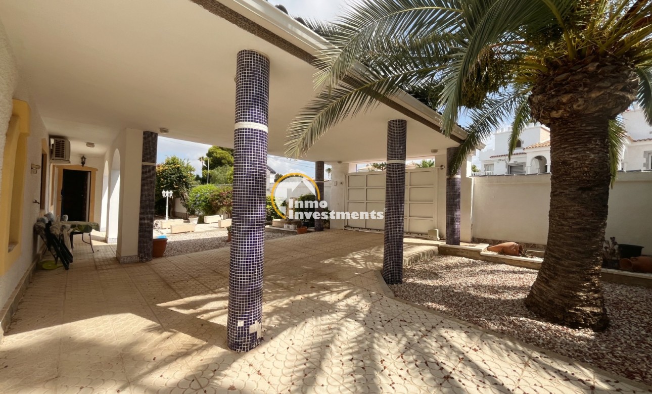 Resale - Villa - Ciudad Quesada - Central Quesada