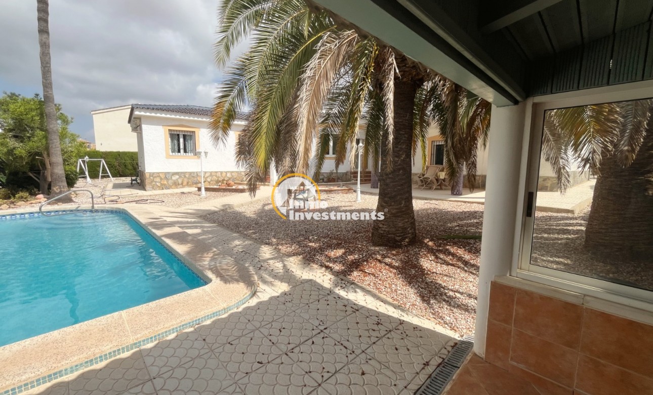 Resale - Villa - Ciudad Quesada - Central Quesada