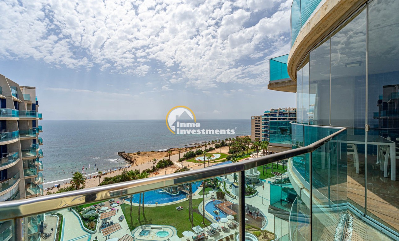 Resale - Apartament - Punta Prima - Beachside