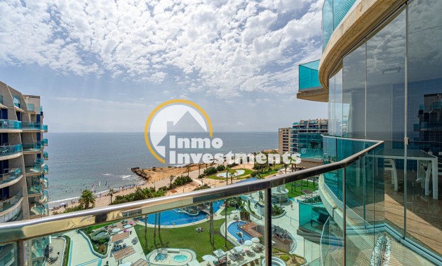 Resale - Apartament - Punta Prima - Beachside