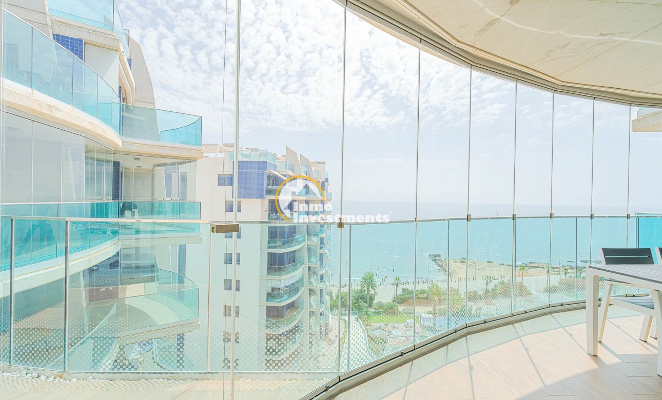 Resale - Apartament - Punta Prima - Beachside