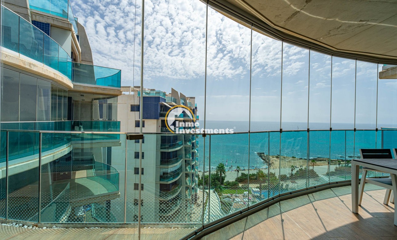 Resale - Apartament - Punta Prima - Beachside
