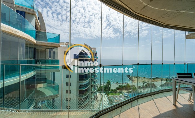 Resale - Apartament - Punta Prima - Beachside
