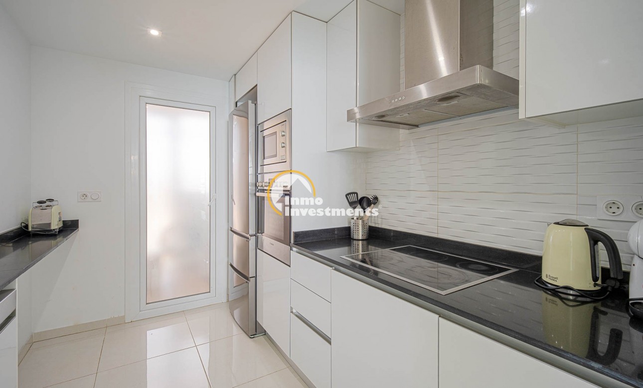 Resale - Apartament - Punta Prima - Beachside