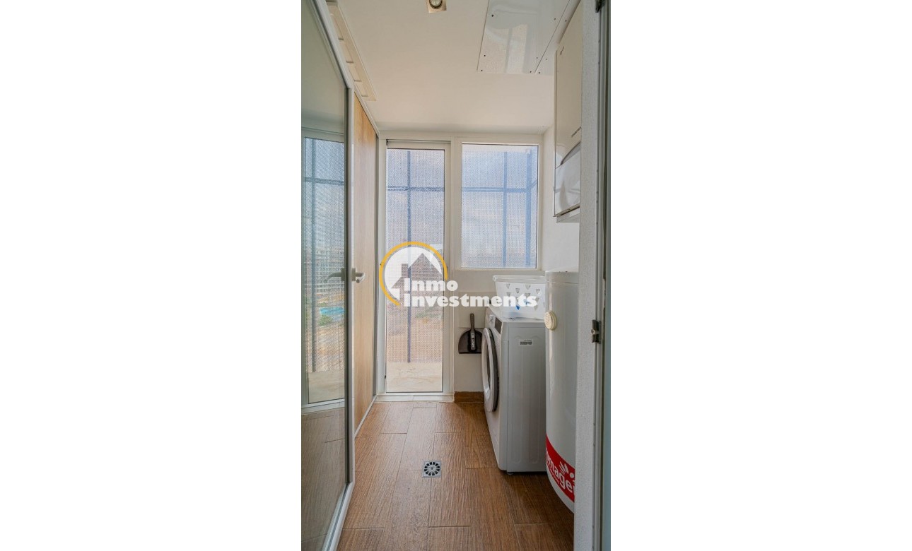 Resale - Apartament - Punta Prima - Beachside