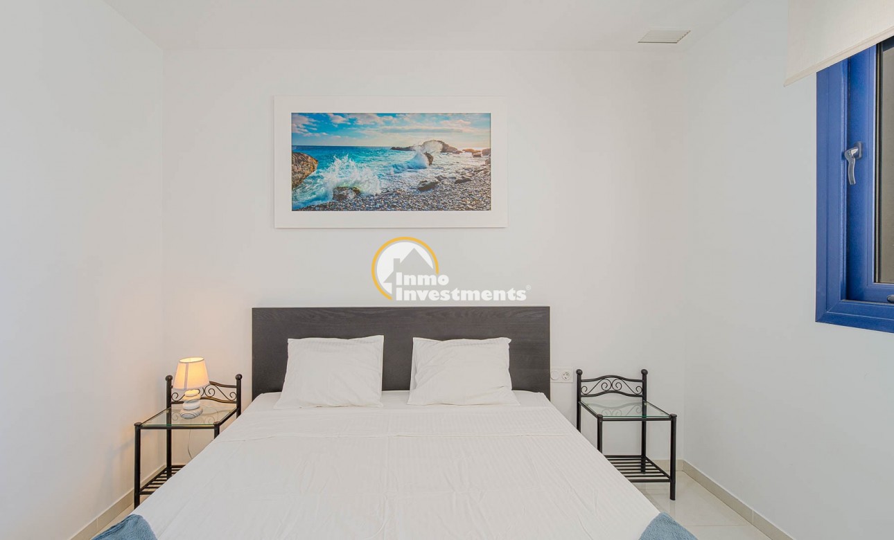 Resale - Apartament - Punta Prima - Beachside