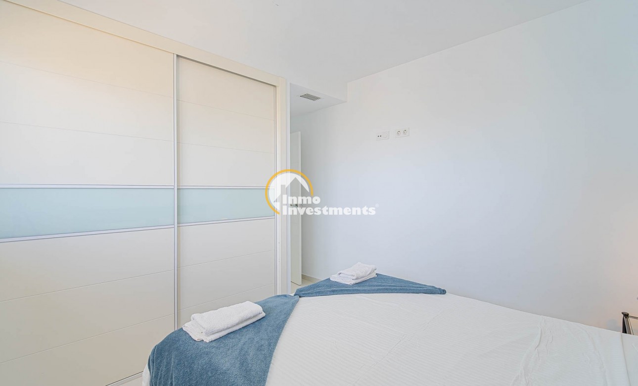 Resale - Apartament - Punta Prima - Beachside