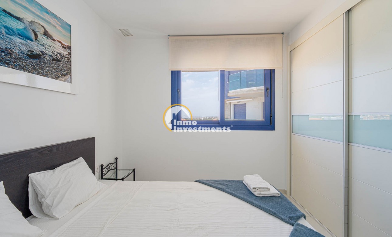 Resale - Apartament - Punta Prima - Beachside