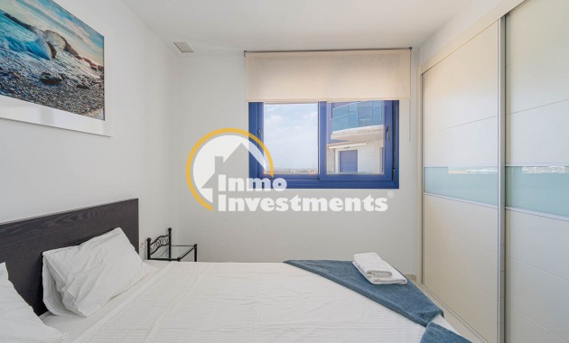 Resale - Apartament - Punta Prima - Beachside