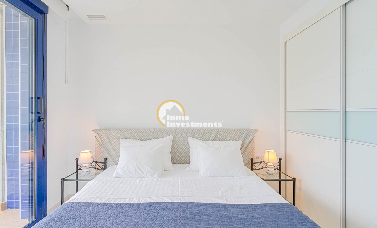 Resale - Apartament - Punta Prima - Beachside