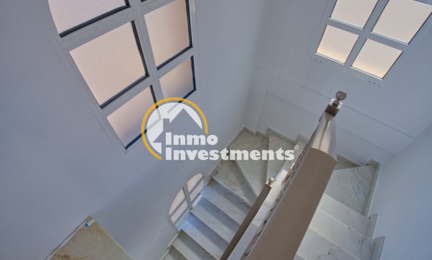 Resale - Villa - Torrevieja