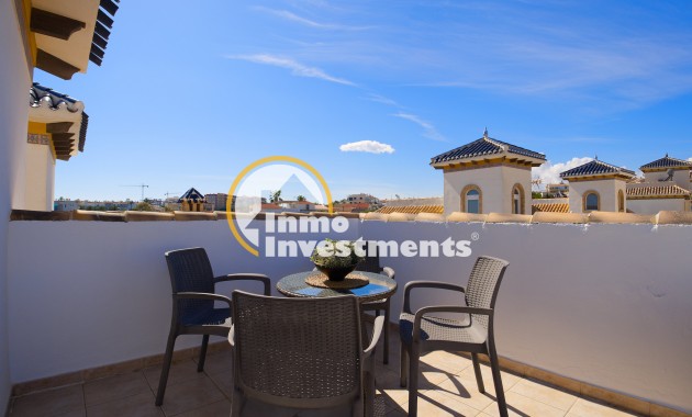 Resale - Villa - Torrevieja