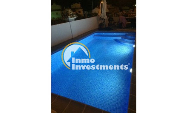 Resale - Villa - Torrevieja