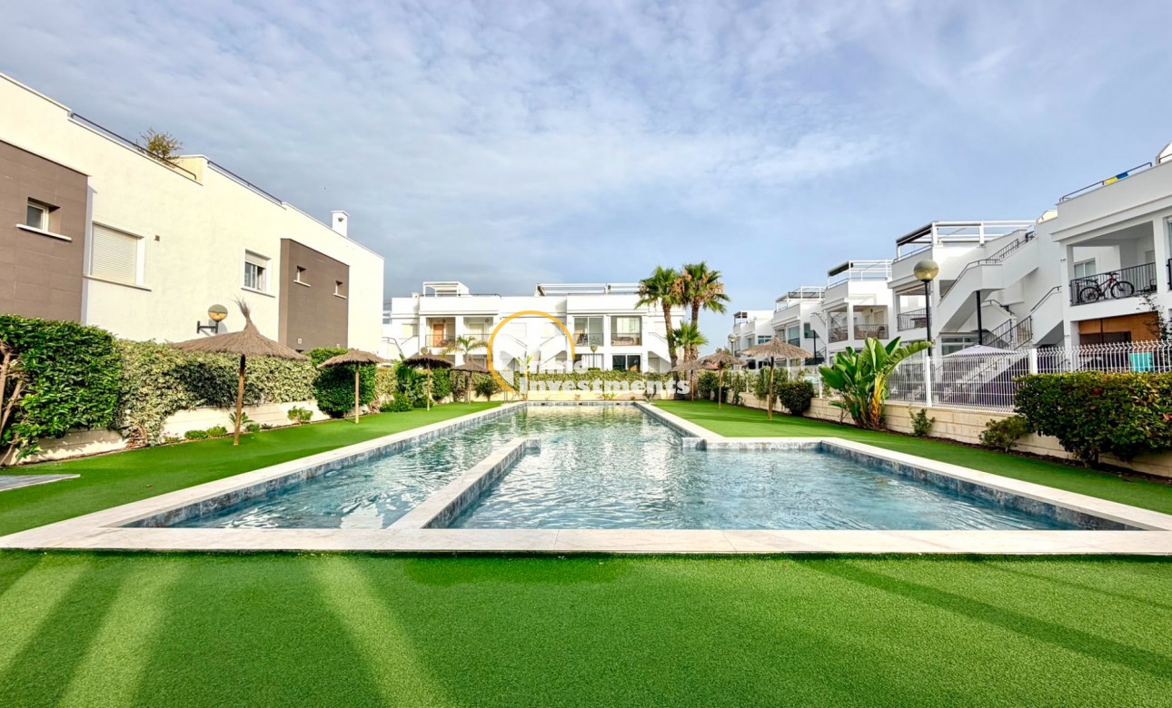 Reventa - Apartamento - Torrevieja - Aguas Nuevas