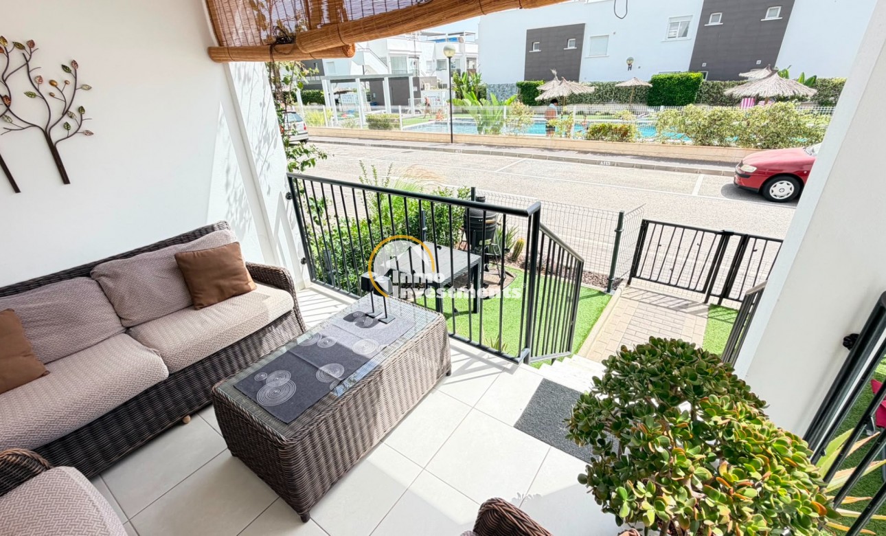 Reventa - Apartamento - Torrevieja - Aguas Nuevas