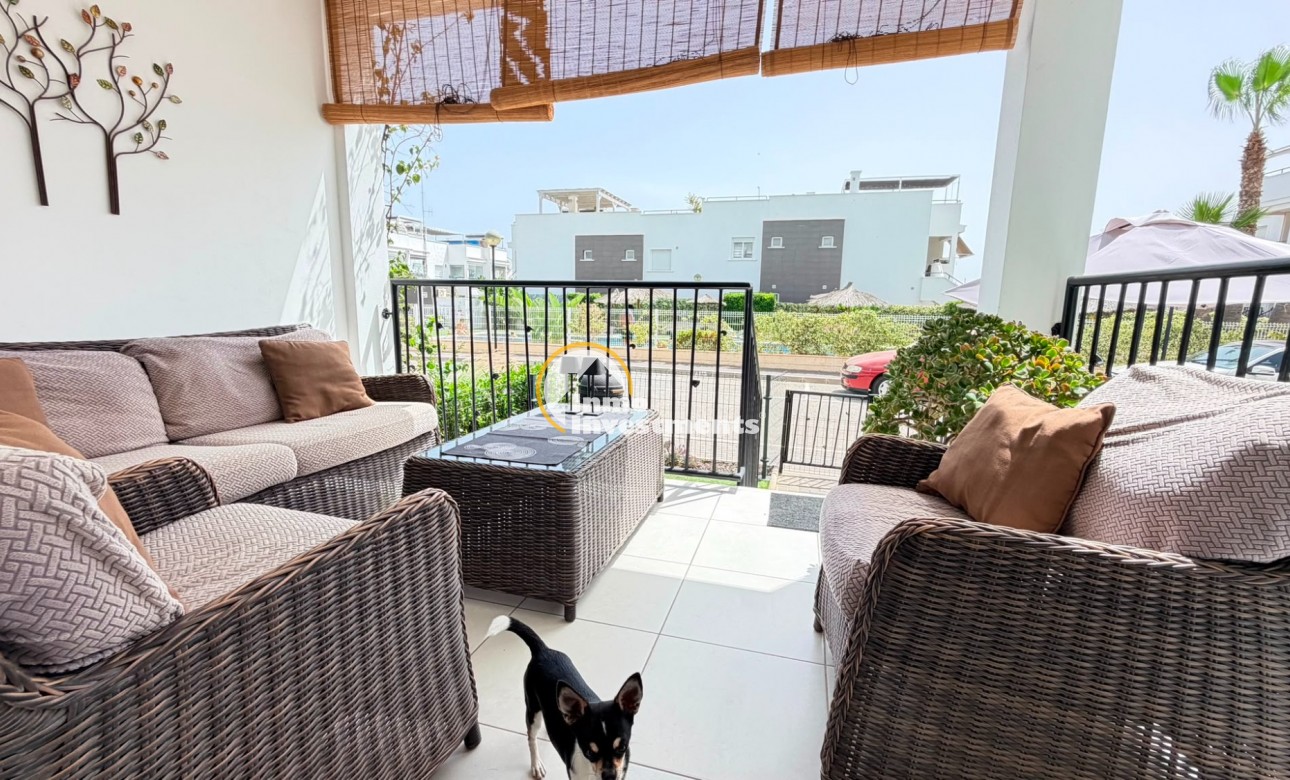 Reventa - Apartamento - Torrevieja - Aguas Nuevas