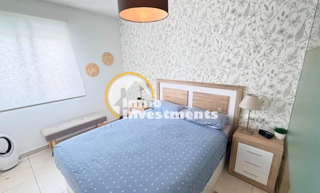 Reventa - Apartamento - Torrevieja - Aguas Nuevas