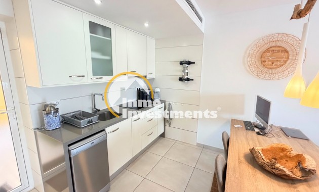 Reventa - Apartamento - Torrevieja - Aguas Nuevas