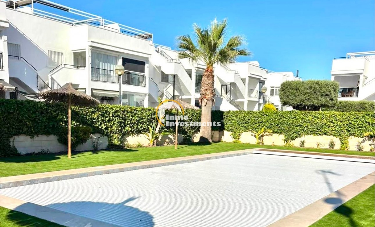 Reventa - Apartamento - Torrevieja - Aguas Nuevas