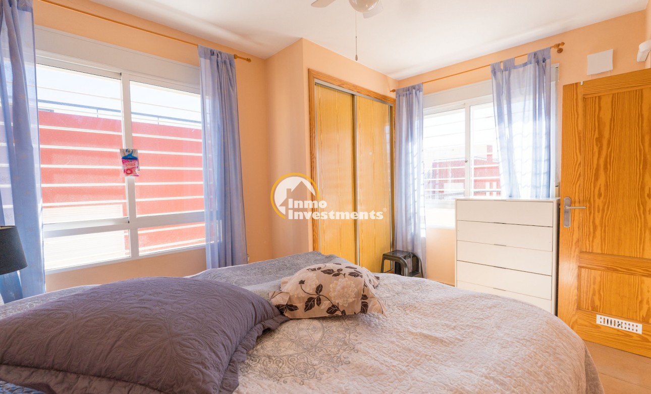 Till salu - Town house - Villamartin - Las Filipinas