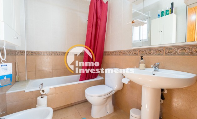 Till salu - Town house - Villamartin - Las Filipinas