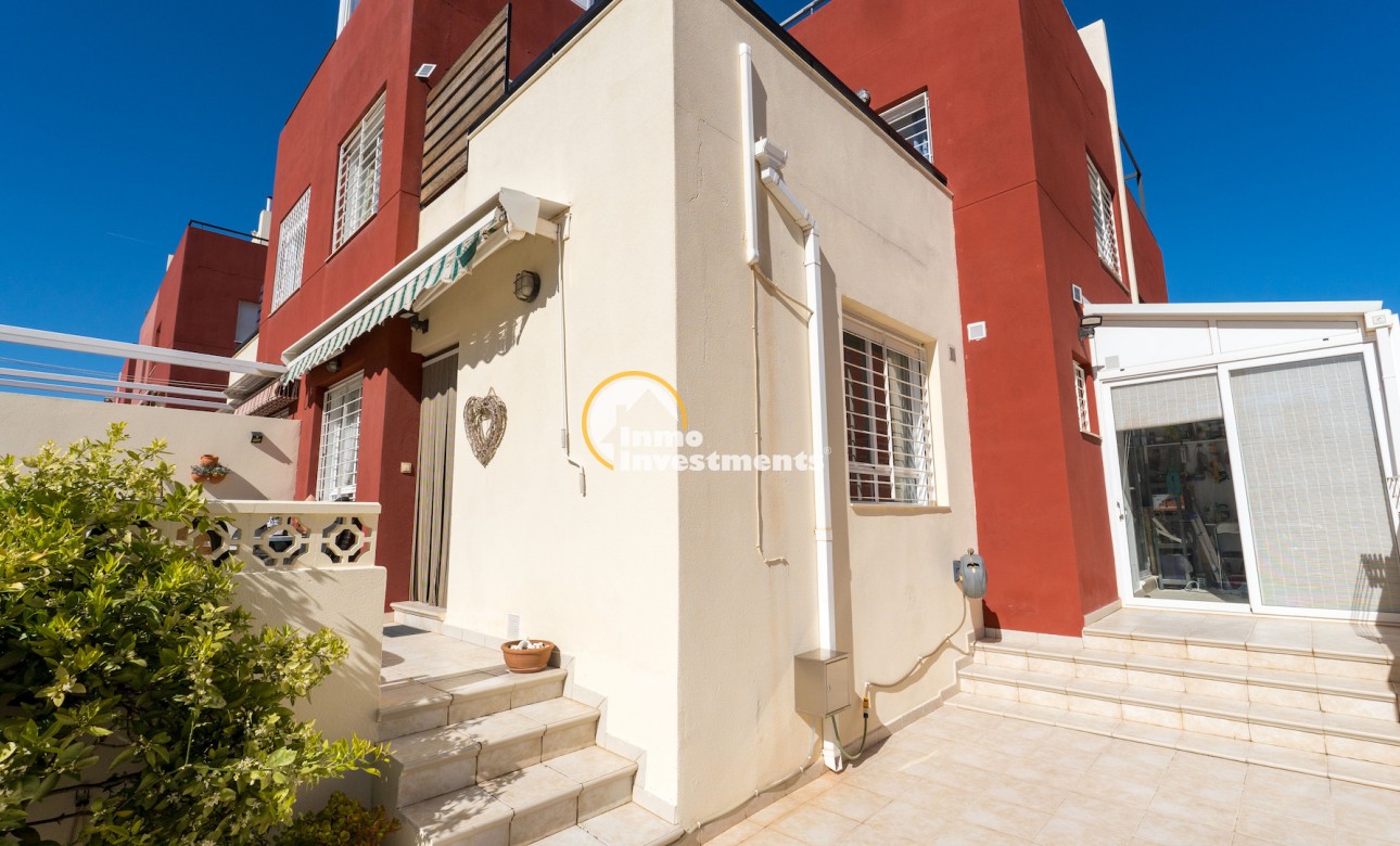 Till salu - Town house - Villamartin - Las Filipinas