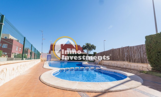 Till salu - Town house - Villamartin - Las Filipinas